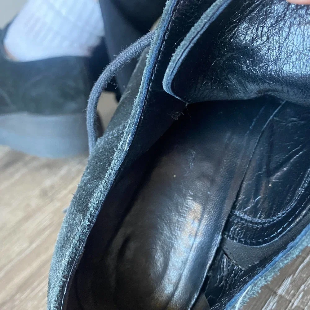 Vintage 1990s Black Suede Leather Round Toe Chunky Platform Chukka Shoe - Picture 8 of 9
